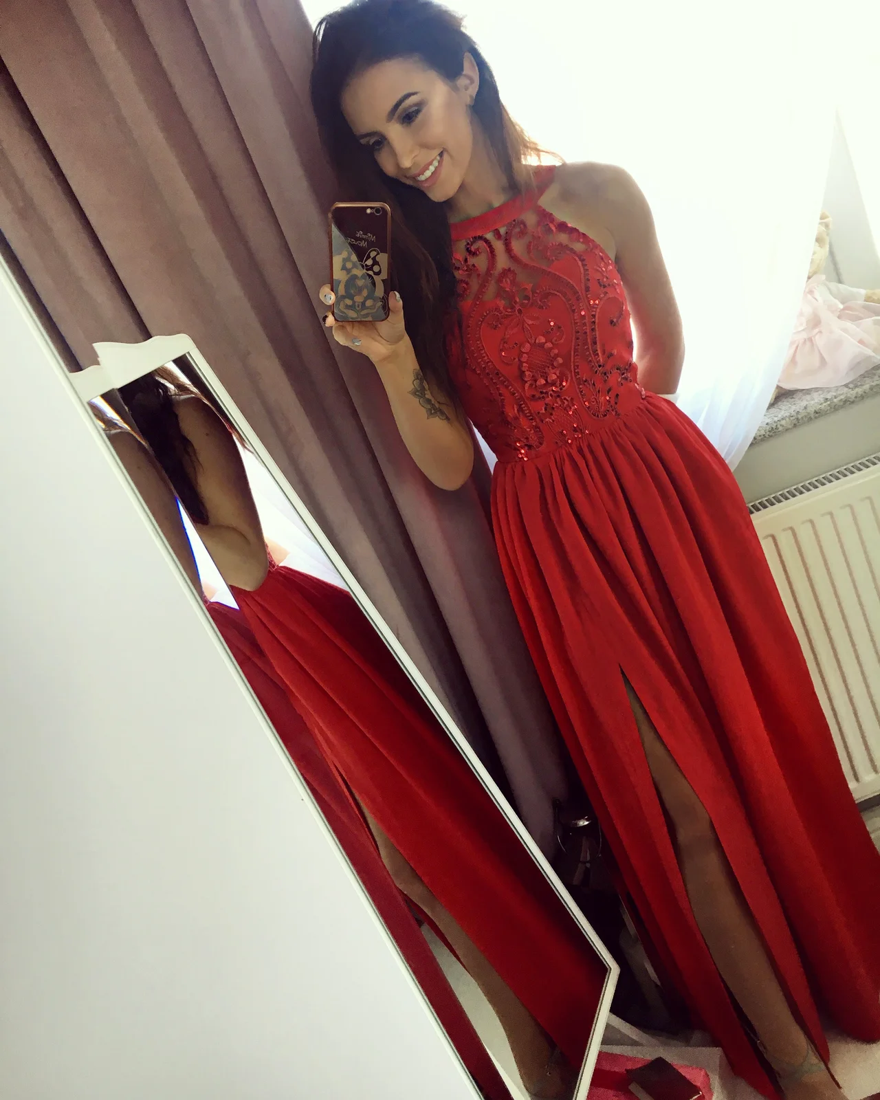 Czerwona sukienka do ziemi