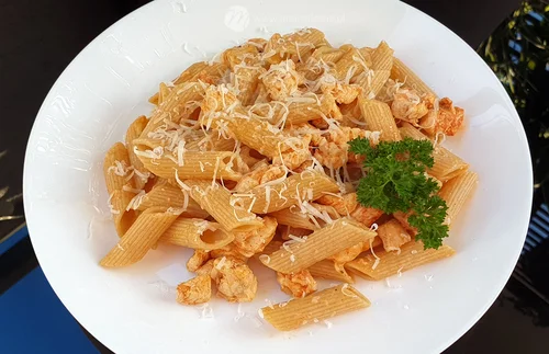 Makaron chilli z kurczakiem – szybki obiad