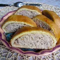 Rolada mięsna w cieście serowym