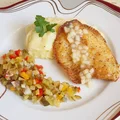 Tilapia na purée z selera z sosem jabłkowym