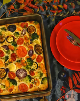 Jesienna focaccia z warzywami