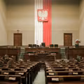 Koniec z Izbą Dyscyplinarną! Czy Polska otrzyma unijne pieniądze?
