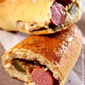 Domowe drożdżowe hot-dogi