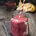 SMOOTHIE Z BANANA I ŻURAWINY
