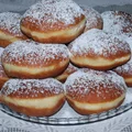 Pączki z kajmakiem