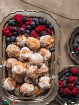 Mini pączki serowe