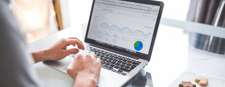 Skąd się biorą użytkownicy na stronie, czyli Pozyskiwanie w Google Analytics