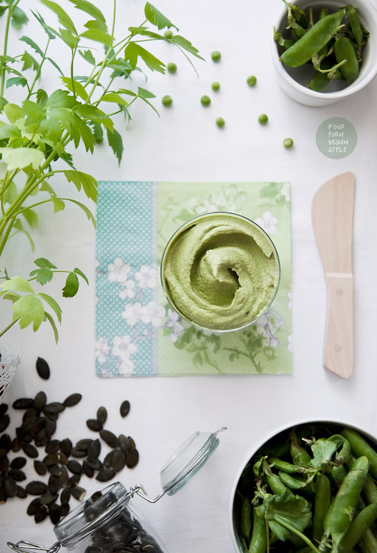 Pesto ze świeżego zielonego groszku