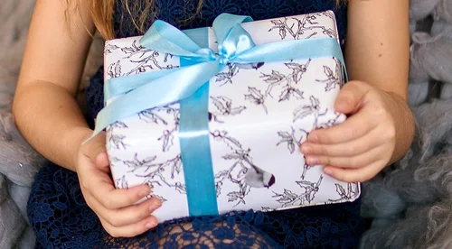 Prezent dla córeczki – kilka ciekawych pomysłów