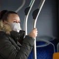 Państwa masowo łagodzą obostrzenia. Najważniejsze zmiany