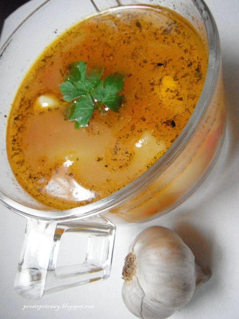 Zupa czosnkowa