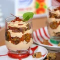Tiramisu pomidorowe z prosciutto