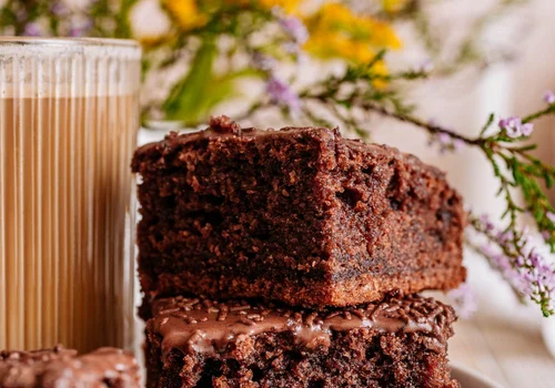 Kakaowe ciasto z lukrem