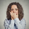 8 wyrażeń, których unikają inteligentne osoby!