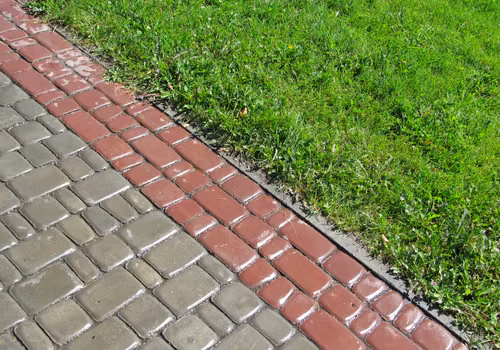 Nowe opłaty za deszczówkę. Wiele osób nawet nie wie, że je obejmują