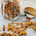 Granola z Orzechami i Nasionami