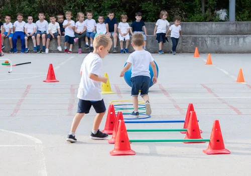 MEN wprowadza obowiązkowe testy i nowe zasady! Duże zmiany w jednym z przedmiotów szkolnych