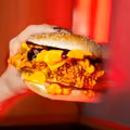 Hey, ho, let’s go! KFC. "Rozgrzewające Sery wracają do KFC!