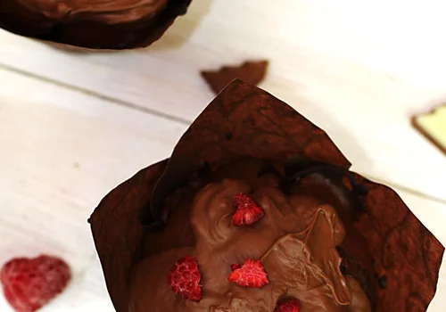 Mega babeczki czekoladowo-malinowe