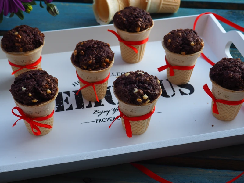 MUFFINKI A'LA CIEPŁE LODY