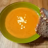 Pomidorowa zupa krem z mango i kurczakiem