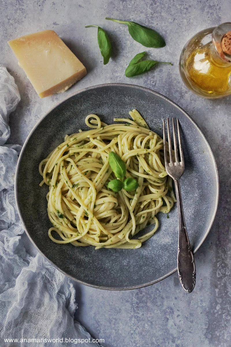 Spaghetti z pesto
