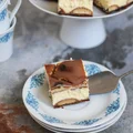Sernik Tiramisu. Obłędny, wilgotny, intensywny i pachnący. Wolno pieczony.