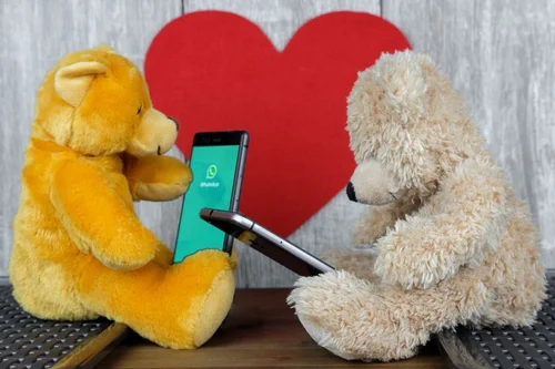 Jak poznać kogoś przez internet – kilka rad dla pań