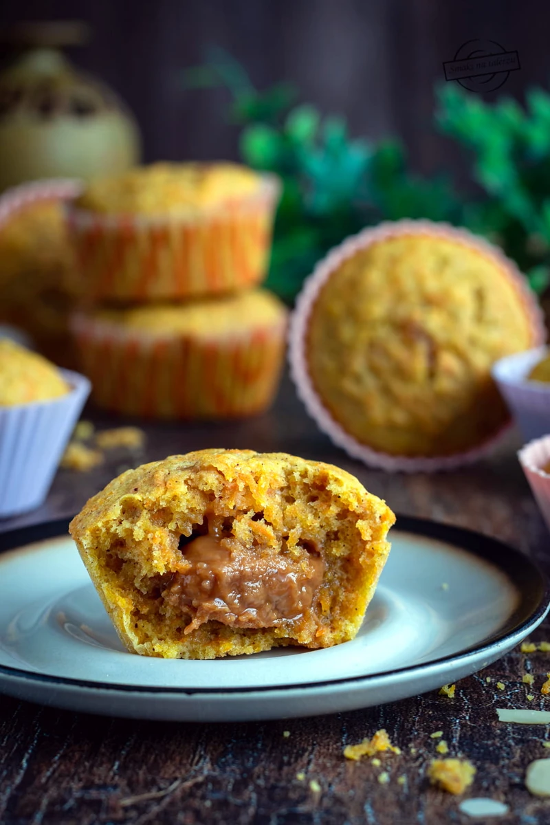 Muffinki marchewkowe z krówką