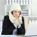 Zbyt zimno w biurze? Masz prawo odmówić pracy w zbyt niskiej temperaturze!