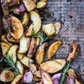 Pieczone ziemniaki z rozmarynem