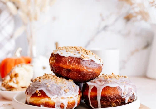 Pączki z kremem ciasteczkowym