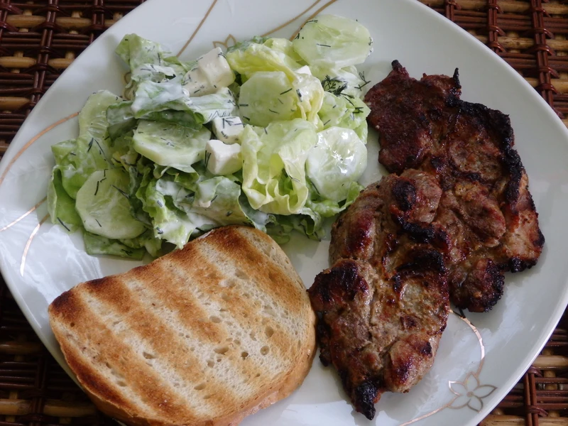 Grillowana karkówka marynowana w jogurcie