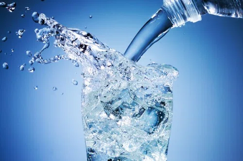 Woda - dlaczego warto ją pić?