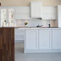 Piękna biała kuchnia - pokazowe meble kuchenne w Katowicach