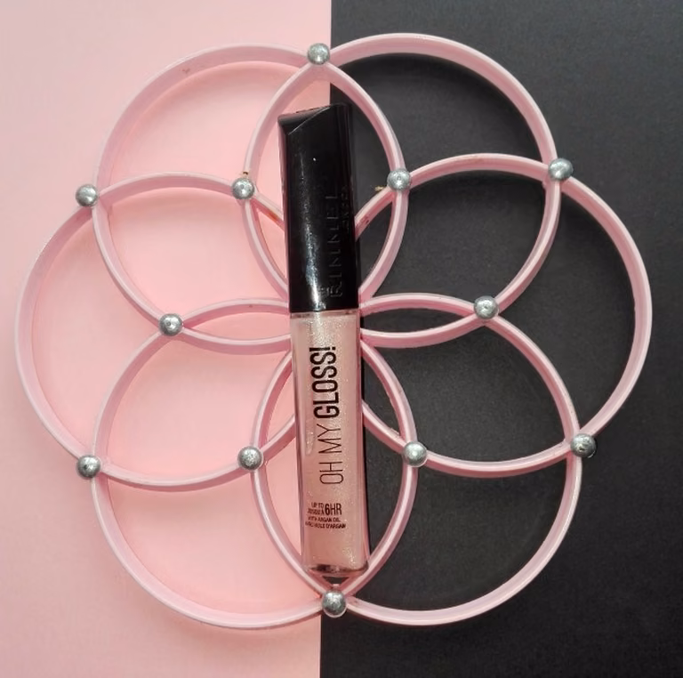 BŁYSZCZYK OH MY GLOSS BY RITA ORA OD RIMMEL