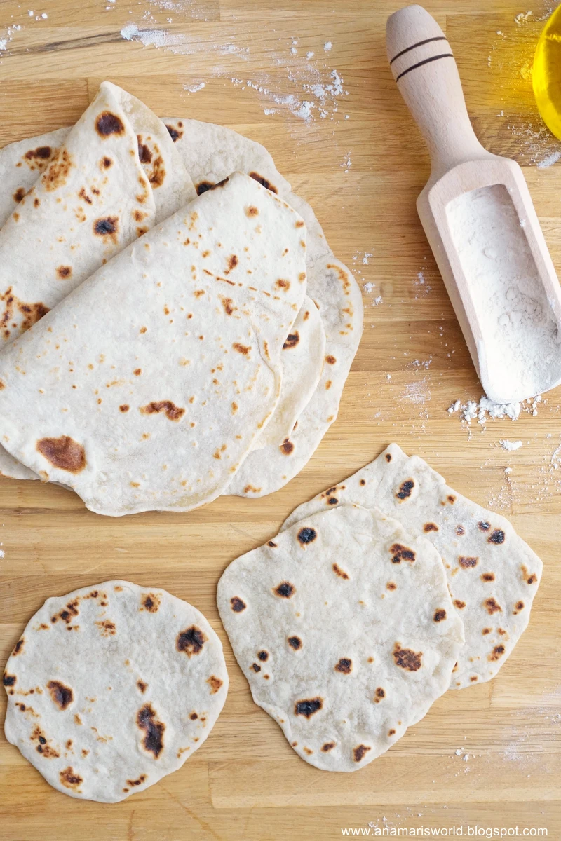 Tortilla - domowe ciasto