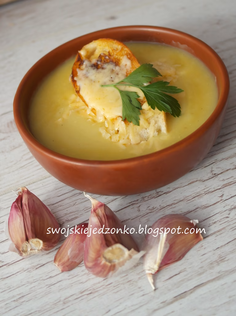 Zupa czosnkowa z grzankami -w 30 min