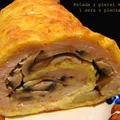 Rolada serowa z piersi kurczaka z pieczarkami