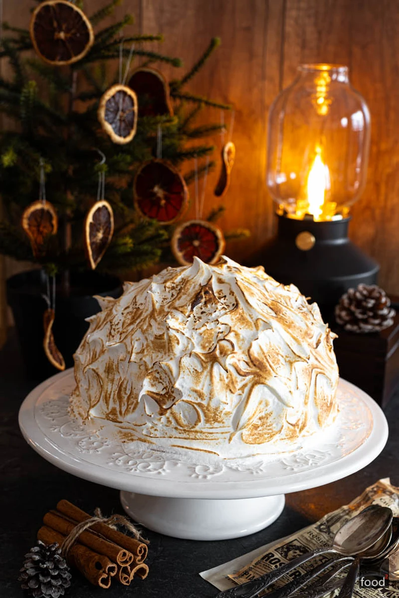 Baked Alaska - deser lodowy z bezą