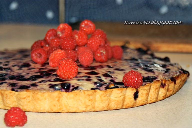 Tarta z kremem serowym waniliwo- jagodowym