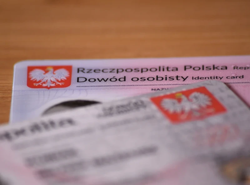 Te roczniki muszą wymienić dowód w 2025 r.! Za brak nowego dokumenty grozi wysoka kara