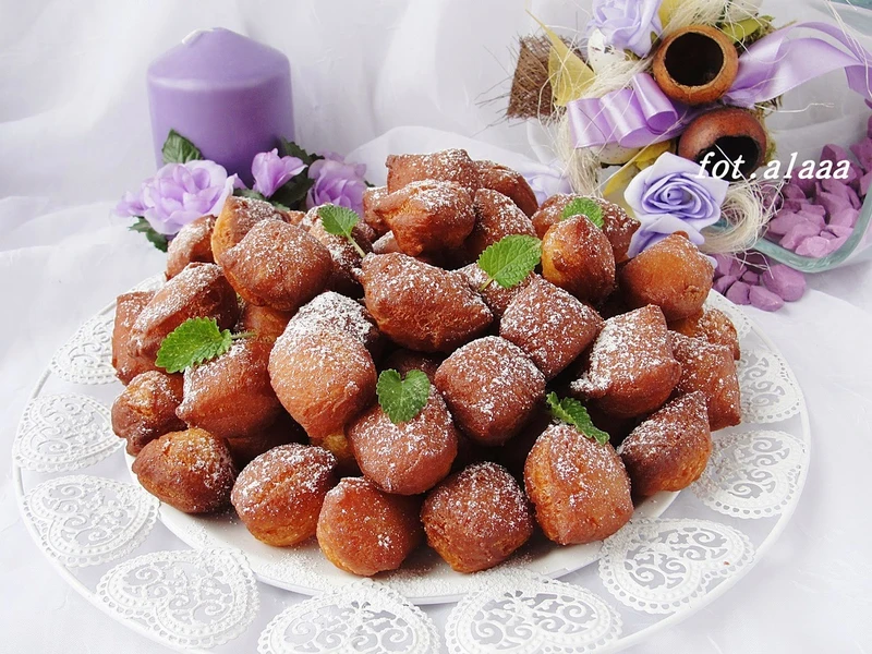 Kwadratowe mini pączki
