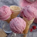 Lody malinowe