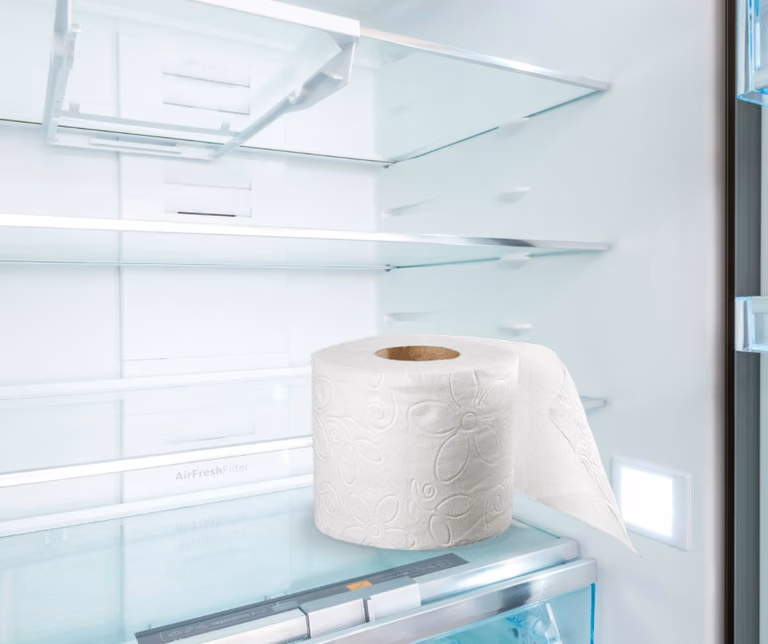 Wsadź papier toaletowy do lodówki! Pozbądź się częstego problemu!