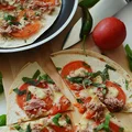 Fit pizza z tortilli