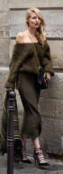 Stylizacja w kolorze khaki