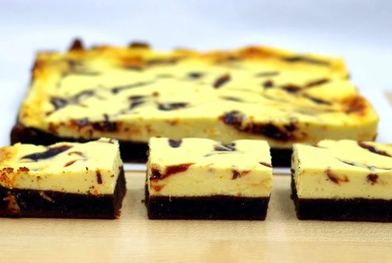 Sernikobrownie pomarańczowe