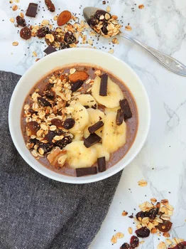 Czekoladowo-Orzechowe Smoothie Bowl