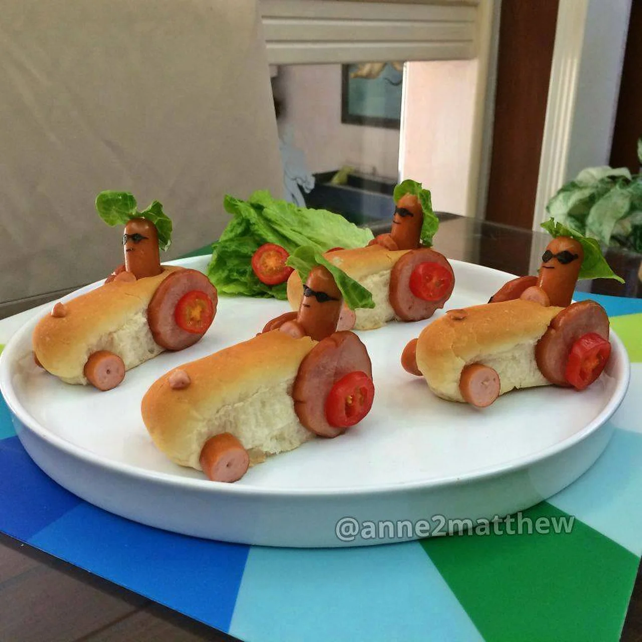 Wesołe hot-dogi
